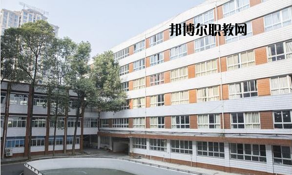 四川省工業貿易學校地址在哪里