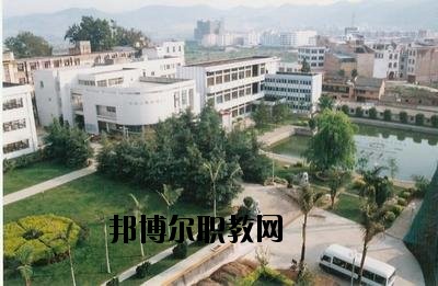 文山三鑫中等職業(yè)技術(shù)學(xué)校2020年報(bào)名條件、招生要求、招生對(duì)象
