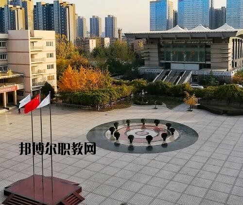 鄭州商貿管理學校2021年報名條件、招生對象