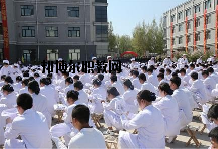 焦作護理學校2021年報名條件、招生要求、招生對象