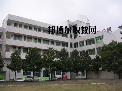 荊門財經學校2020年報名條件、招生要求、招生對象