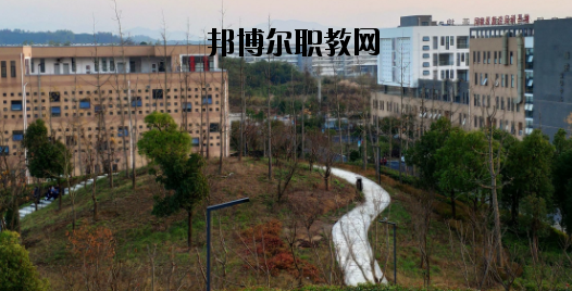 定西洮河高級職業中學地址在哪里