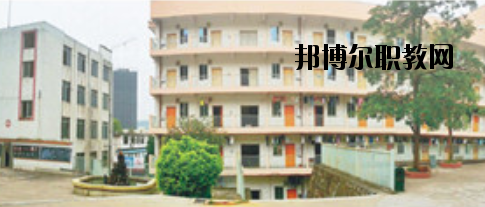 梧州服裝職業技術學校怎么樣、好不好