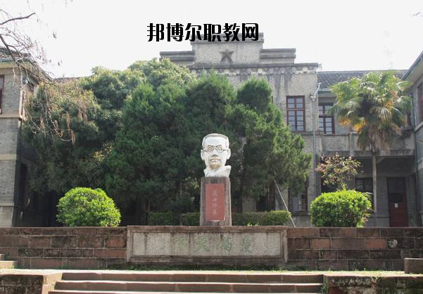 徽州師范學(xué)校怎么樣、好不好