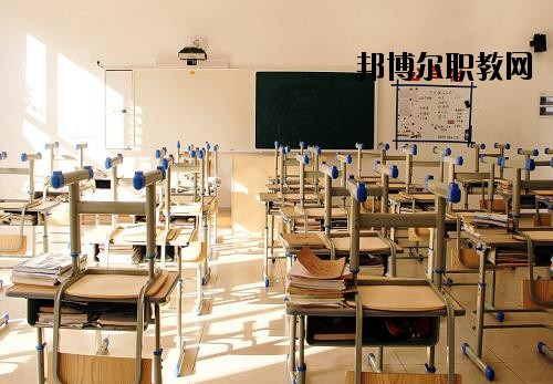 寧波東坤職業(yè)高級中學2020年報名條件、招生要求、招生對象