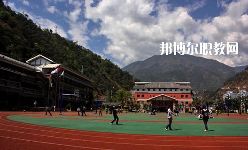 四川石棉職業(yè)高級中學(xué)2020年報名條件、招生要求、招生對象