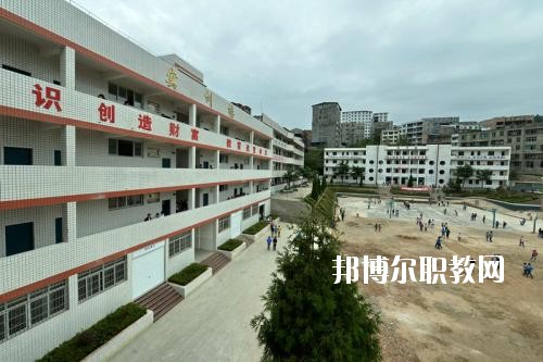 平昌縣職業(yè)中學(xué)2020年報名條件、招生要求、招生對象