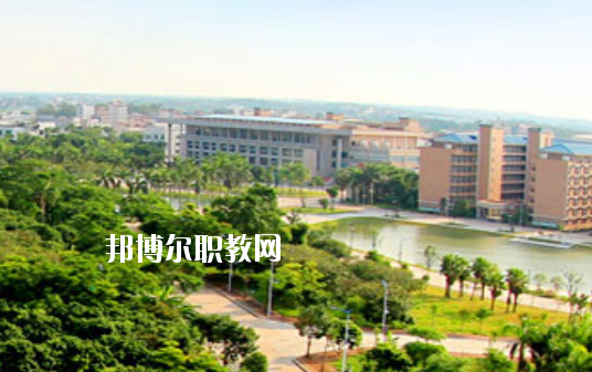 湛江理工職業學校2020年報名條件、招生要求、招生對象