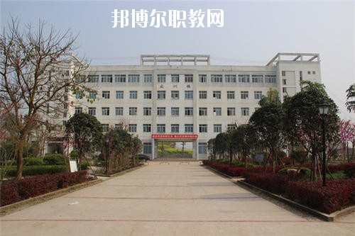 遂寧安居職業高級中學校2020年報名條件、招生要求、招生對象