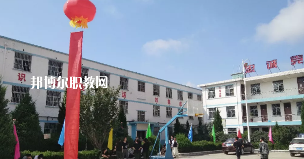慶陽(yáng)市機(jī)電工程學(xué)校2020年學(xué)費(fèi)、收費(fèi)多少