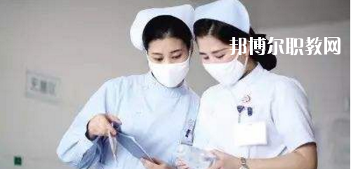 貴州2020年初中生學衛校怎樣