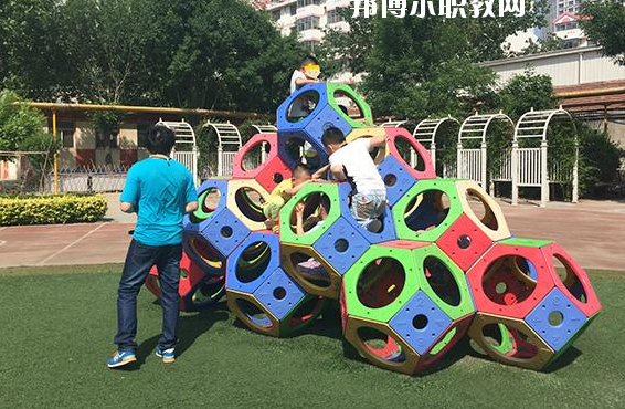 湖北2020年初中生上幼師學校好不好