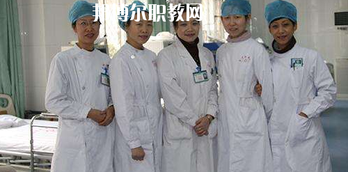 貴州2020年男生學什么衛校好
