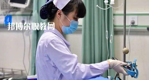 貴州2020年男生讀衛校好不好