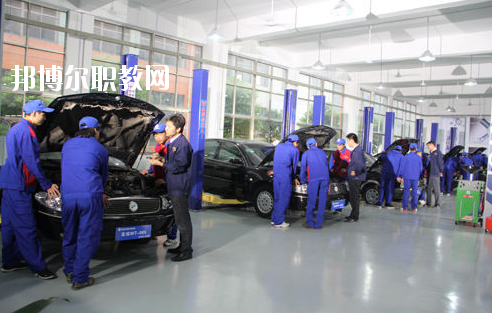 廣東2020年初中生怎么考汽修學校