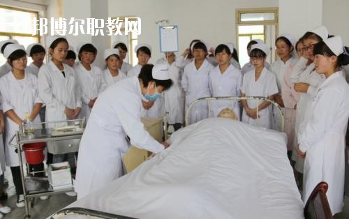四川2020年女生讀什么衛校好