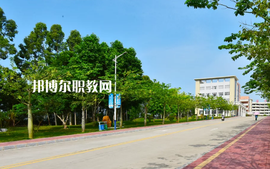 信宜職業技術學校網站網址