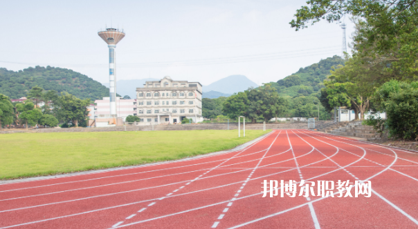 廣東南粵技工學(xué)校2021年報名條件、招生要求、招生對象