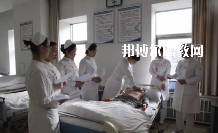 重慶2021年職高好還是衛校好