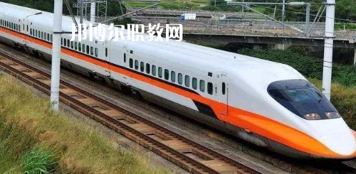 南寧2021年讀鐵路學(xué)?？梢钥即髮W(xué)嗎
