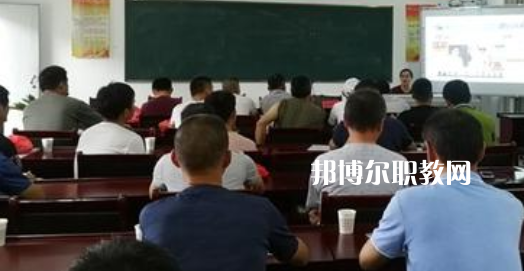 黟縣職業(yè)學校網站網址