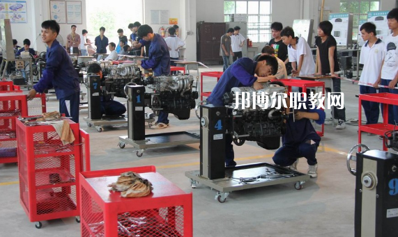 廣東汽修學校中專升大專考什么