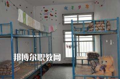 重慶市對外貿(mào)易經(jīng)濟學(xué)校2021年宿舍條件