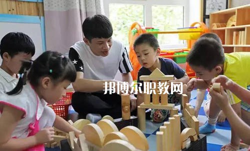 成都2021年有哪些幼師學校比較好就業