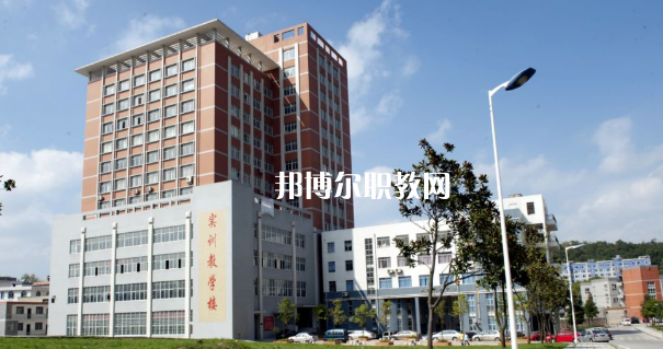 貴州2021年初中畢業考什么中專學校