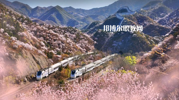 洛陽商業職業中等專業學校怎么樣、好不好