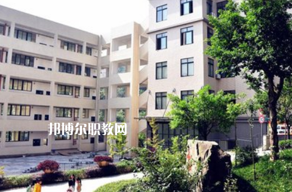 重慶2021年初中畢業讀中專學校好嗎