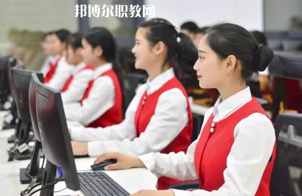 云龍縣民族職業高級中學怎么樣、好不好