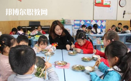 重慶2021年幼師學校讀什么專業好