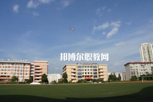 曲靖麒麟職業(yè)技術(shù)學(xué)校2021年報(bào)名條件、招生要求、招生對象