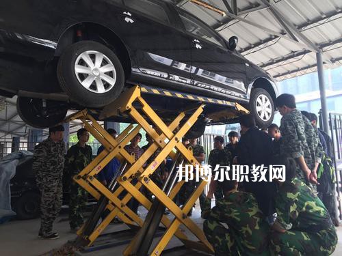 成都2021年去汽修學校學什么專業好