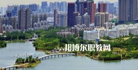 合肥2021年去讀鐵路學校學什么對以后好一點