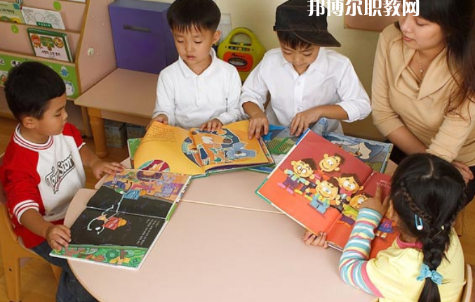四川2021年中專學校有哪些專業適合女生