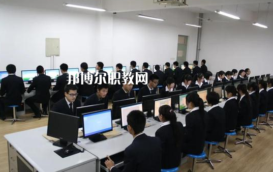 河北2022年女生讀電子商務(wù)學校好嗎