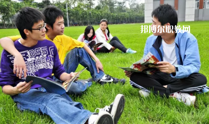 陜西創(chuàng)新工程技術(shù)學(xué)校2022年報名條件、招生要求、招生對象