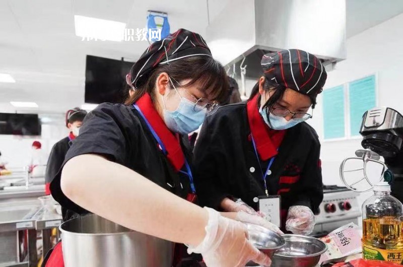南京商業學校2022年有哪些專業