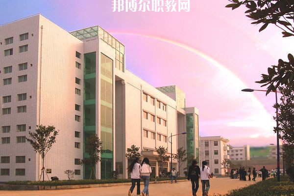 重慶開州區職業教育中心地址在哪里