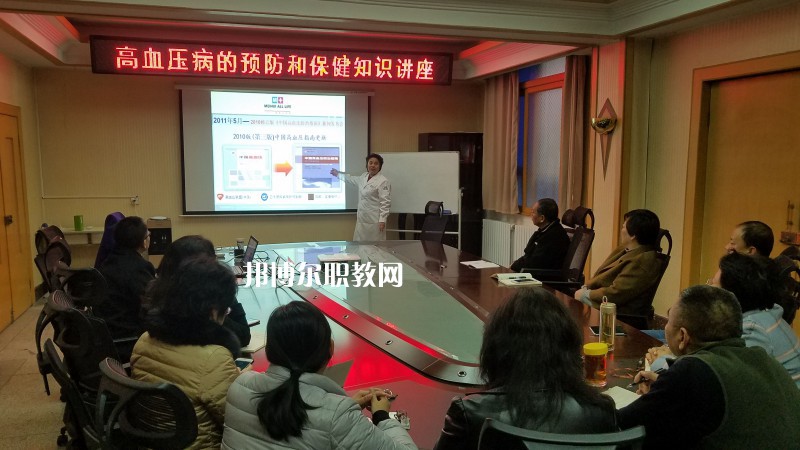 西安鐵路高級技工學校2022年報名條件、招生要求、招生對象