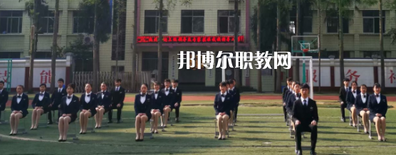 成都恒輝技工學校2022年報名條件、招生要求、招生對象