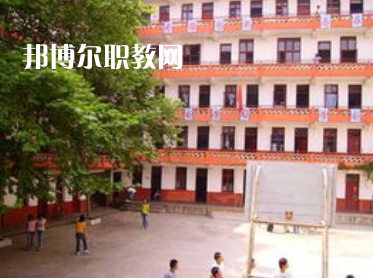 貴州貴陽(yáng)經(jīng)貿(mào)職業(yè)學(xué)校2022年學(xué)費(fèi)、收費(fèi)多少