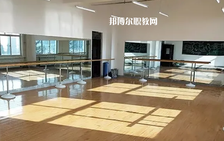 甘肅東方航空高鐵學(xué)校2022年報(bào)名條件、招生要求、招生對象 