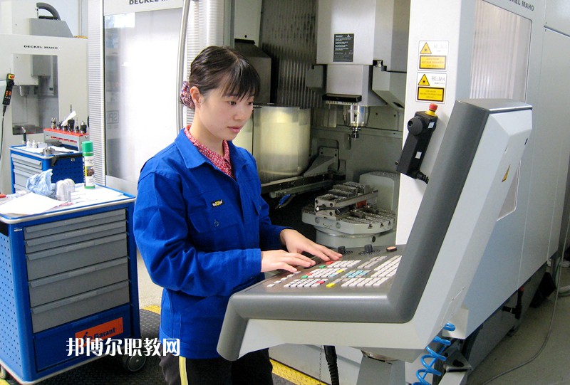 石家莊新世紀中等專業學校2022年報名條件、招生要求、招生對象