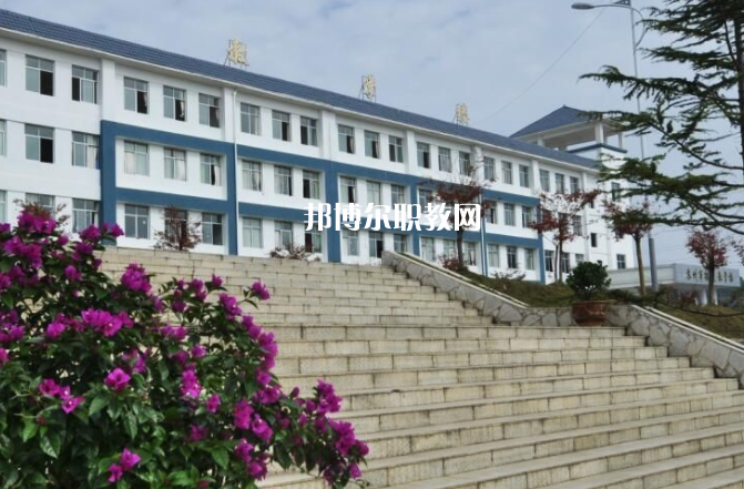 銅仁交通學校2022年招生辦聯系方式