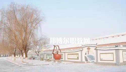 江蘇省金山中等專業(yè)學校2022年報名條件、招生要求、招生對象