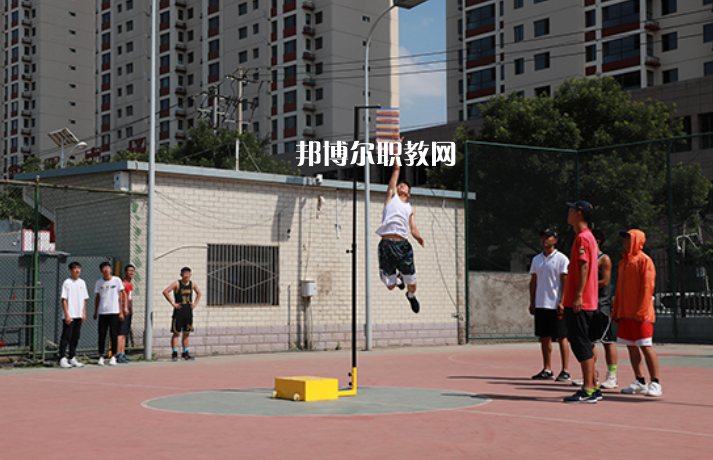 蘭州體育運動學(xué)校2022年招生辦聯(lián)系電話