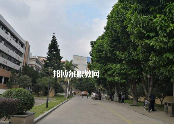 德陽中德工業技術學校地址在哪里